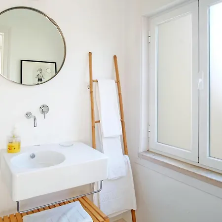 Appartement Cec Charm And Light! Downtown In Principe Real!