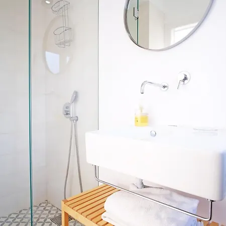 Cec Charm And Light! Downtown In Principe Real! *