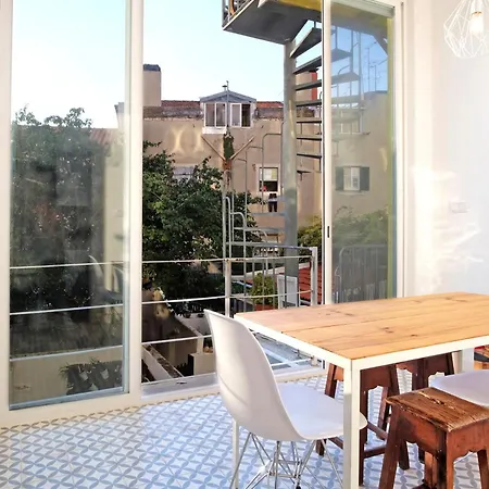 Cec Charm And Light! Downtown In Principe Real! *